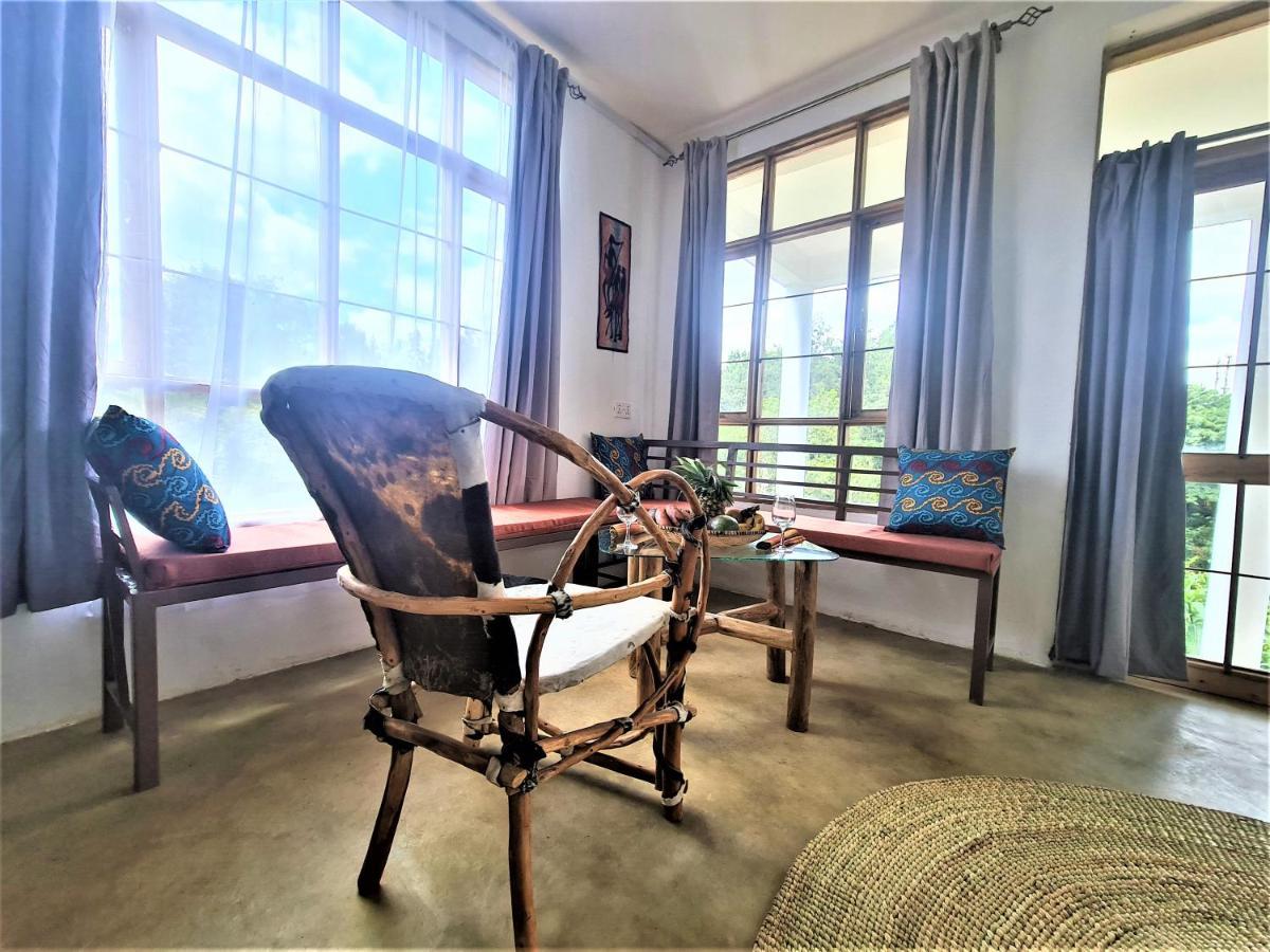 Apartment By The River,